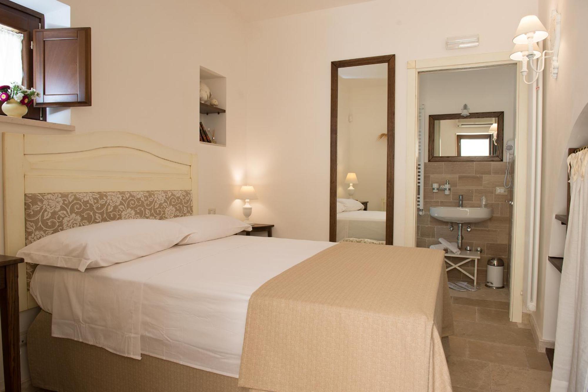 Antica Via Roma B&B E Relax Montalbano  Exterior photo